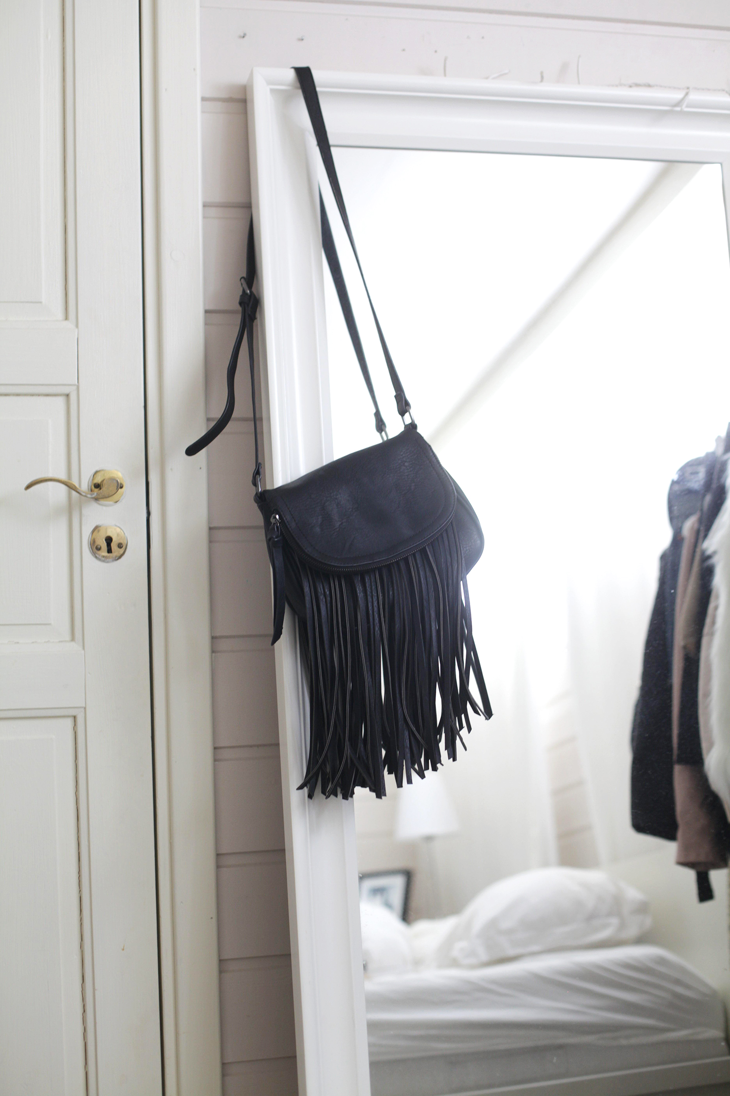 MarieWolla_fringe01